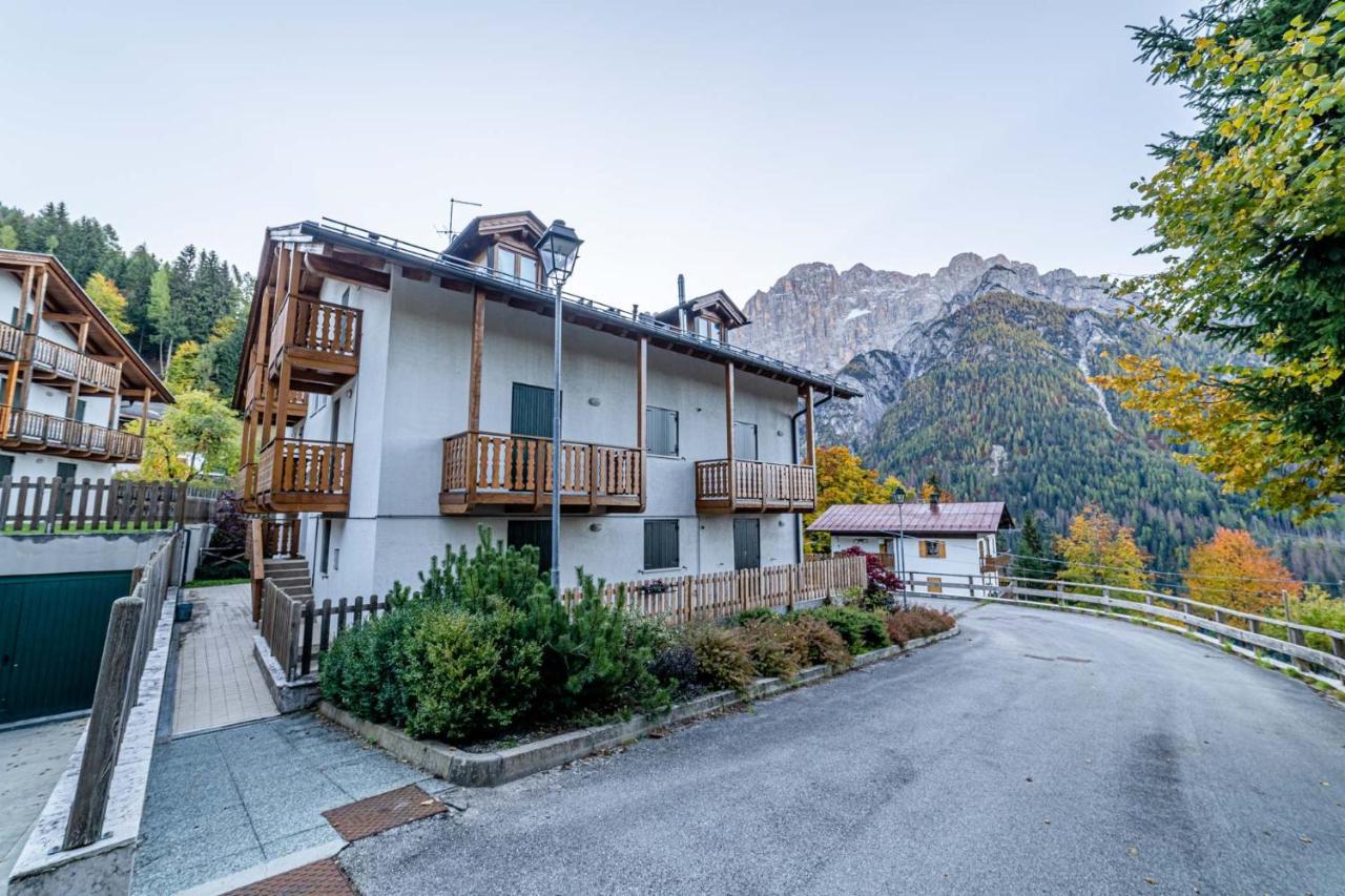 Charming Civetta Apartment Alleghe Exterior photo